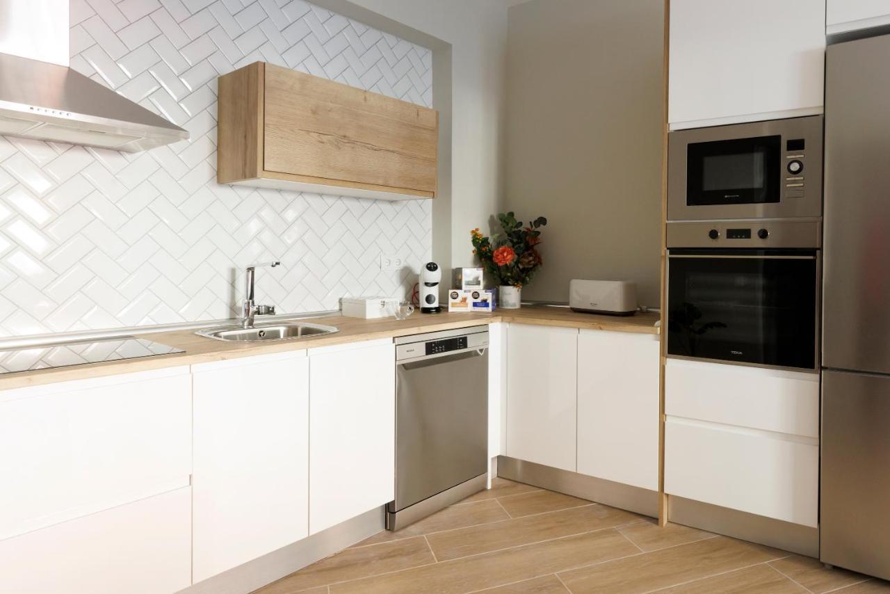 Apartamento Deluxe El Avión Alcalá de Henares Exterior foto